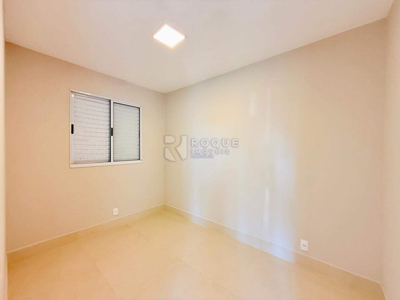 Apartamento para aluguel no bairro Vale das Esmeraldas: Dormitório  02