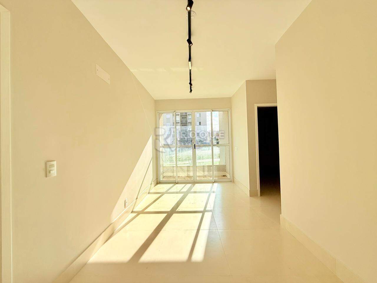 Apartamento para aluguel no bairro Vale das Esmeraldas: Sala
