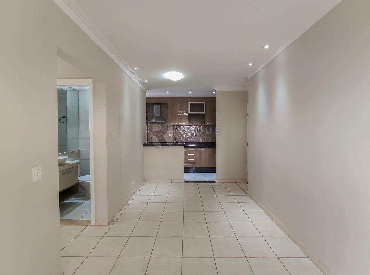 Apartamento à venda no bairro Jardim Parque Novo Mundo: Sala 