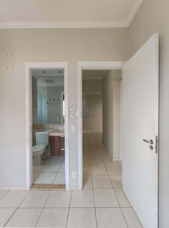 Apartamento à venda no bairro Jardim Parque Novo Mundo: Dormitório 3 suíte