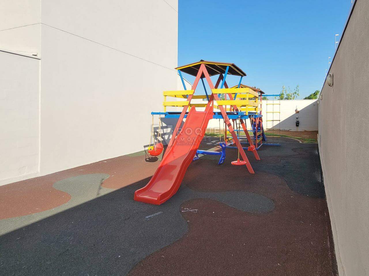 Apartamento para aluguel no bairro Vila Limeiranea: Playground