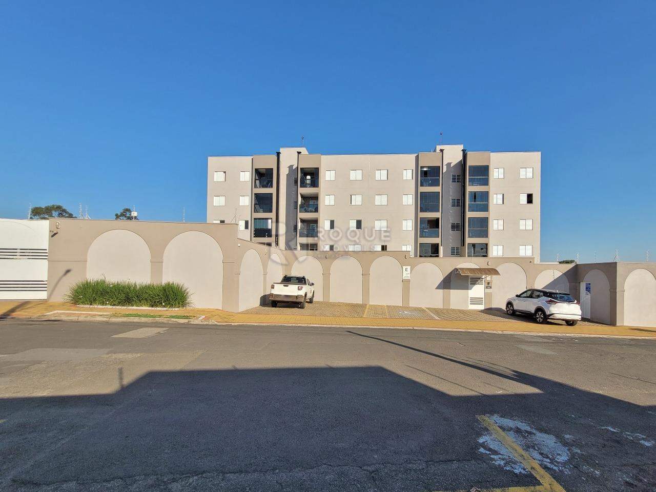Apartamento para aluguel no bairro Vila Limeiranea: Fachada