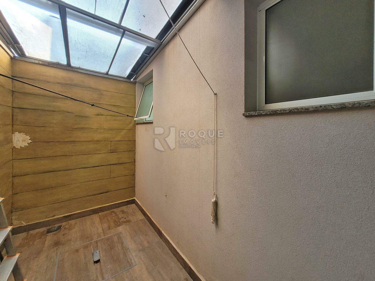 Apartamento para aluguel no bairro Vila Limeiranea: Área externa