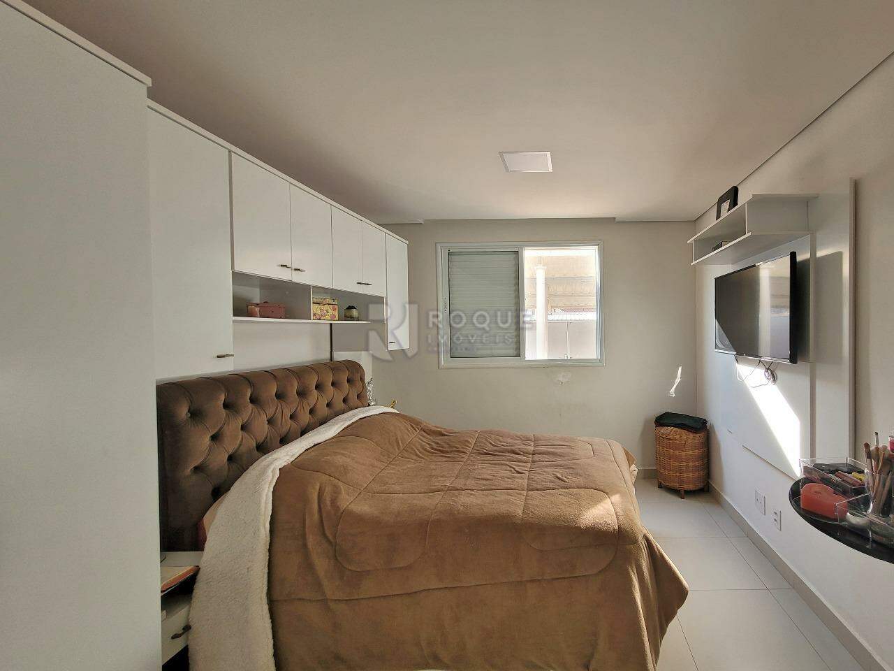 Apartamento para aluguel no bairro Vila Limeiranea: Suíte