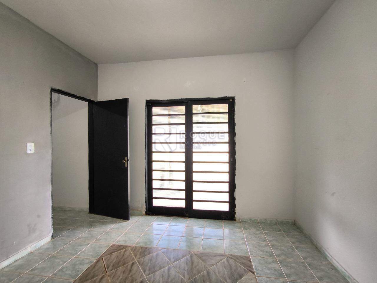 Chácara à venda no bairro Bairro do Pinhal: SALA DE ESTAR