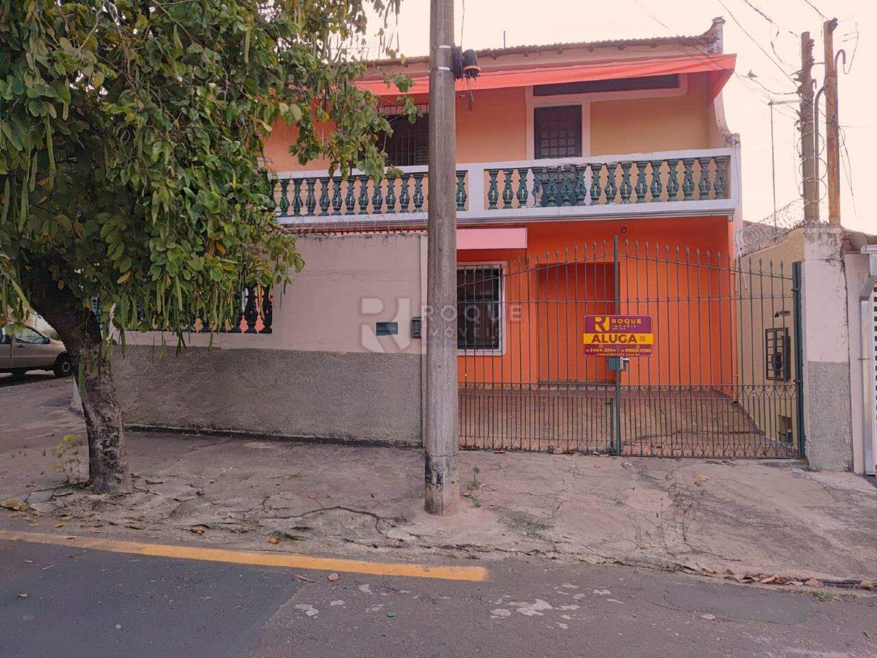 Casa Residencial para aluguel no bairro Vila Santa Lina: Fachada