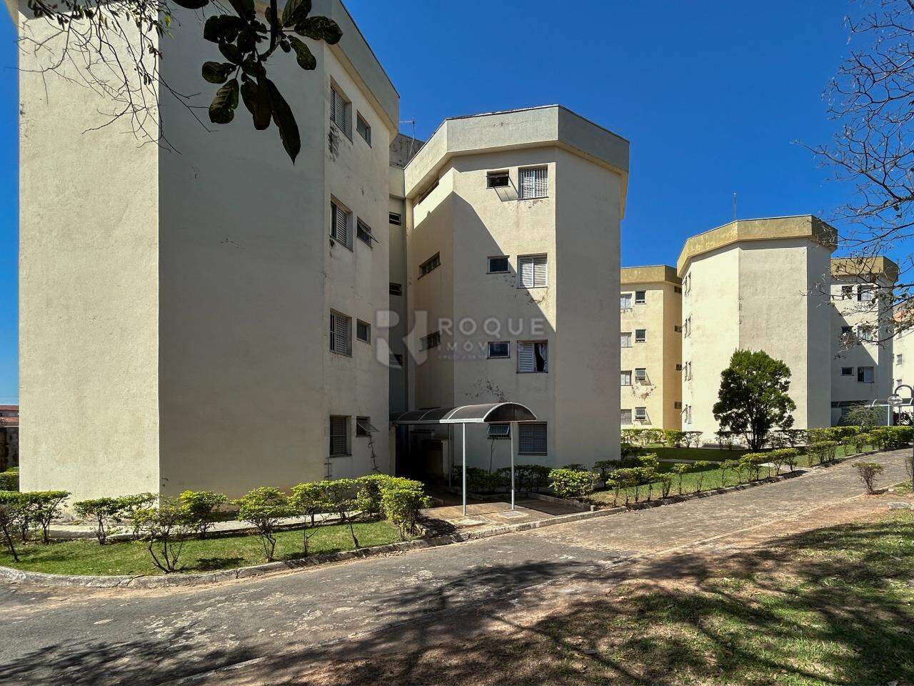 Apartamento para aluguel no bairro Jardim Presidente Dutra: Condomínio 