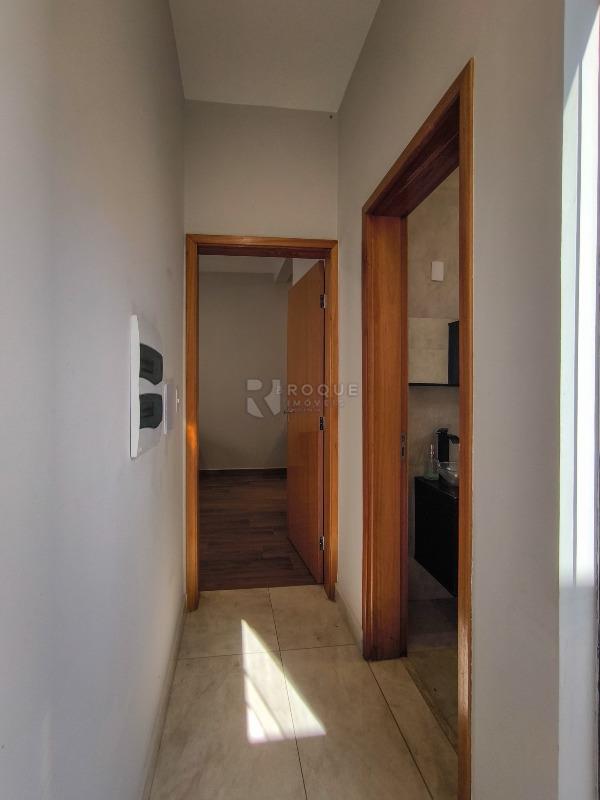 Casa Residencial à venda no bairro Jardim Marajoara: CORREDOR INTERNO