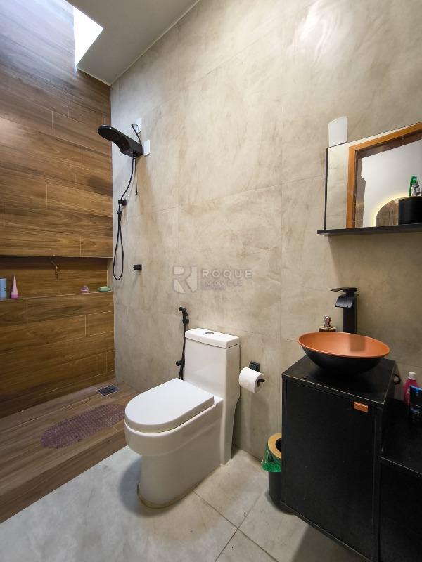 Casa Residencial à venda no bairro Jardim Marajoara: WC SUÍTE