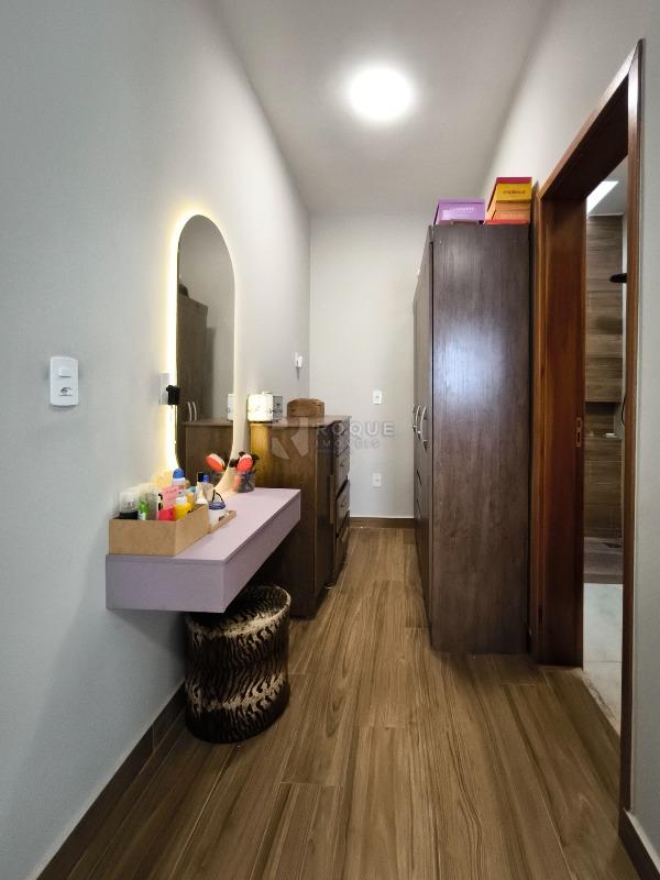 Casa Residencial à venda no bairro Jardim Marajoara: SUÍTE