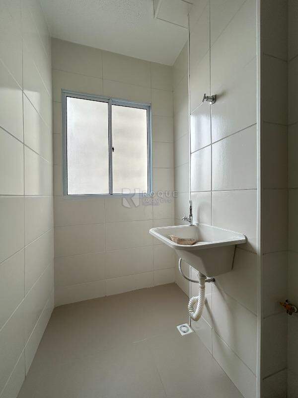 Apartamento para aluguel no bairro Jardim Manacá: Área de serviço 