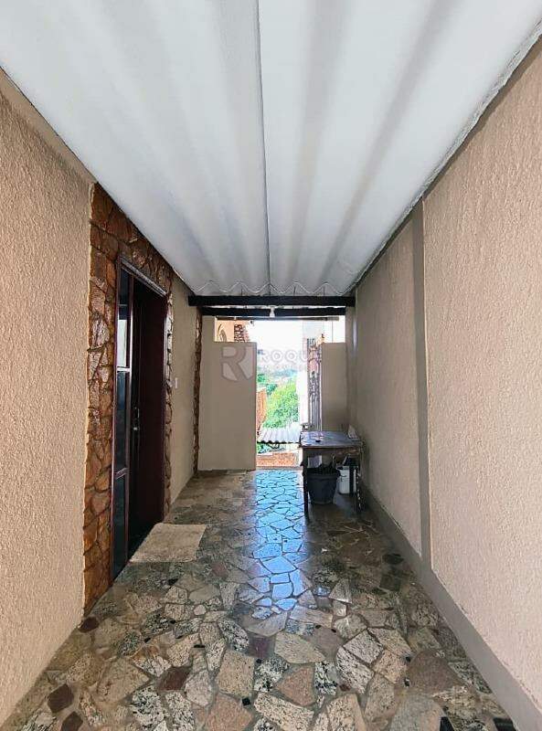 Casa Residencial para aluguel no bairro Vila Piza: Hall