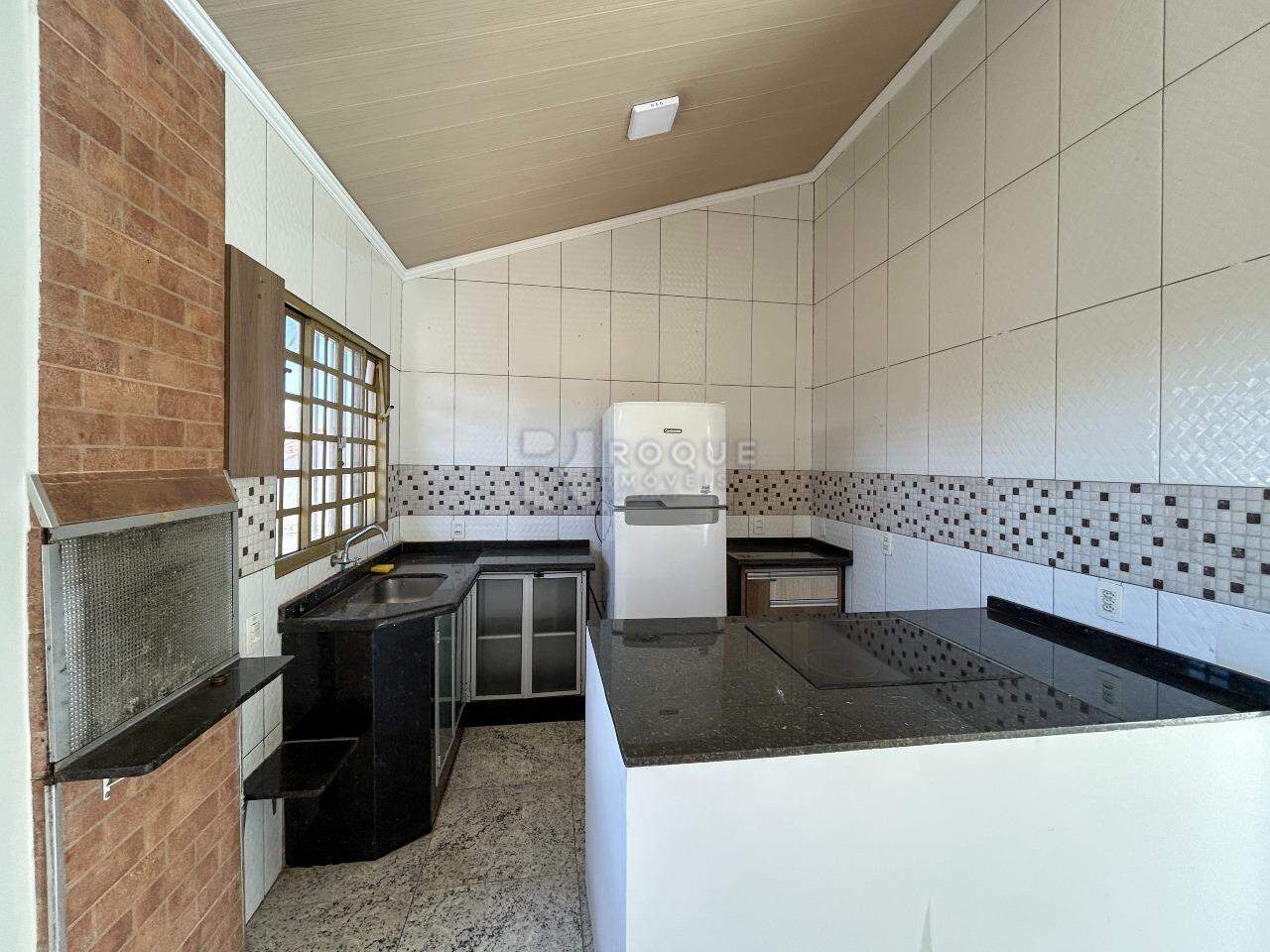 Casa Residencial para aluguel no bairro Jardim Residencial Graminha II: Cozinha