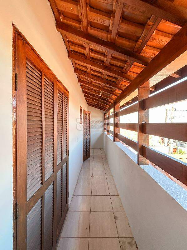 Casa Residencial para aluguel no bairro Jardim Residencial Graminha II: Sacada