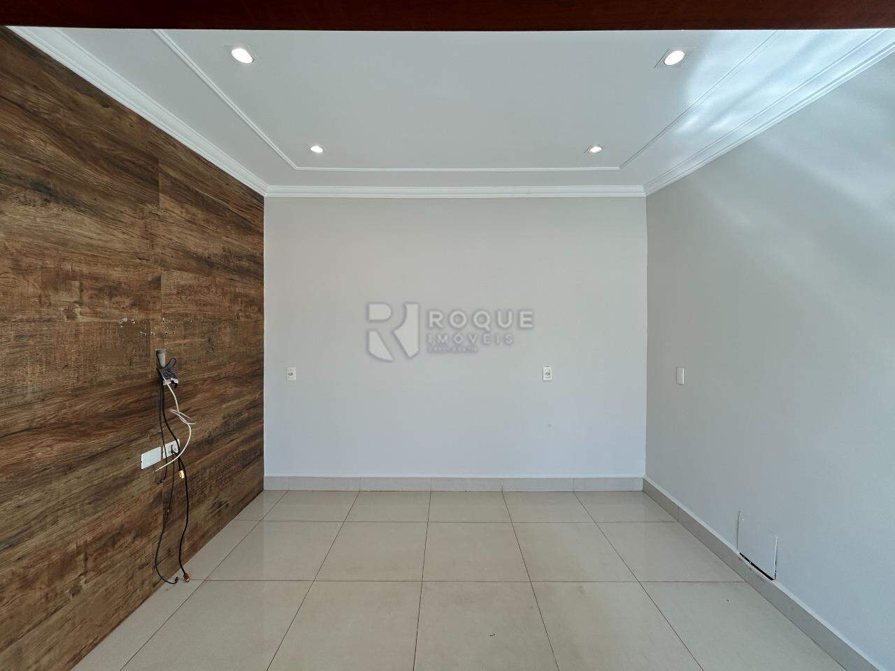 Casa Residencial para aluguel no bairro Jardim Residencial Graminha II: Sala de TV 
