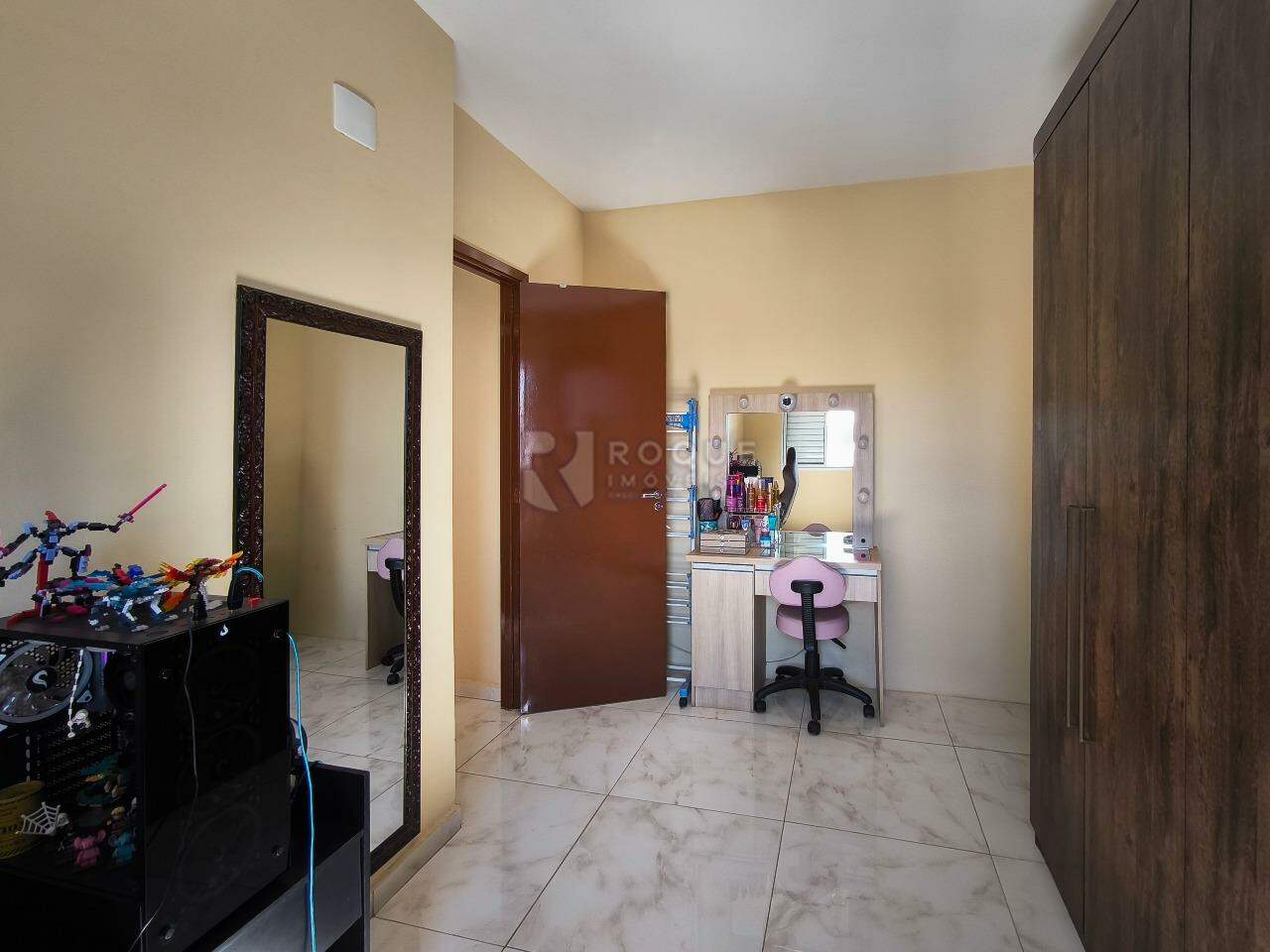 Apartamento à venda no bairro Jardim Santa Adélia: DORMITÓRIO 2