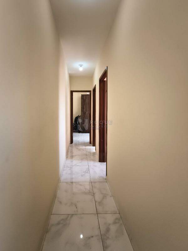 Apartamento à venda no bairro Jardim Santa Adélia: CORREDOR INTERNO