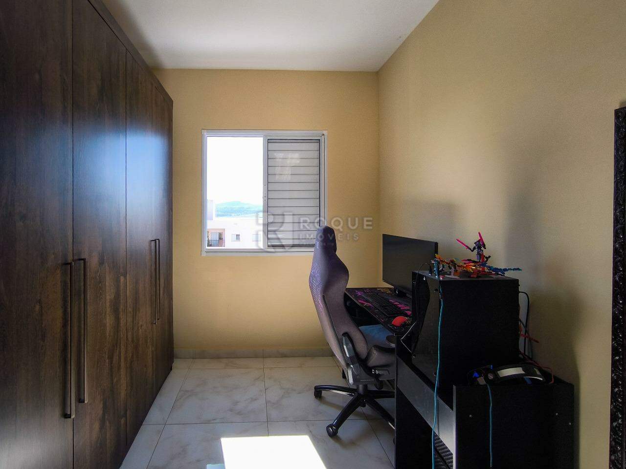 Apartamento à venda no bairro Jardim Santa Adélia: DORMITÓRIO 2