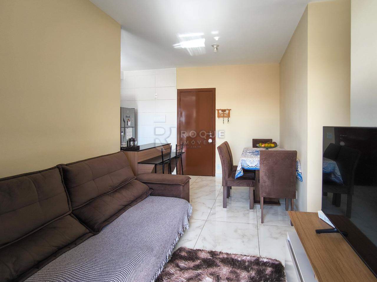 Apartamento à venda no bairro Jardim Santa Adélia: SALA DE ESTAR