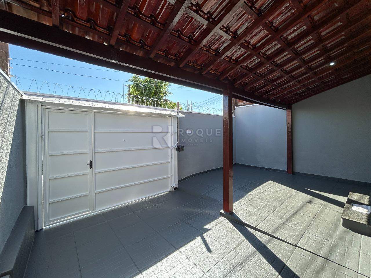 Casa Residencial para aluguel no bairro Jardim Residencial Guimarães: Área da frente 