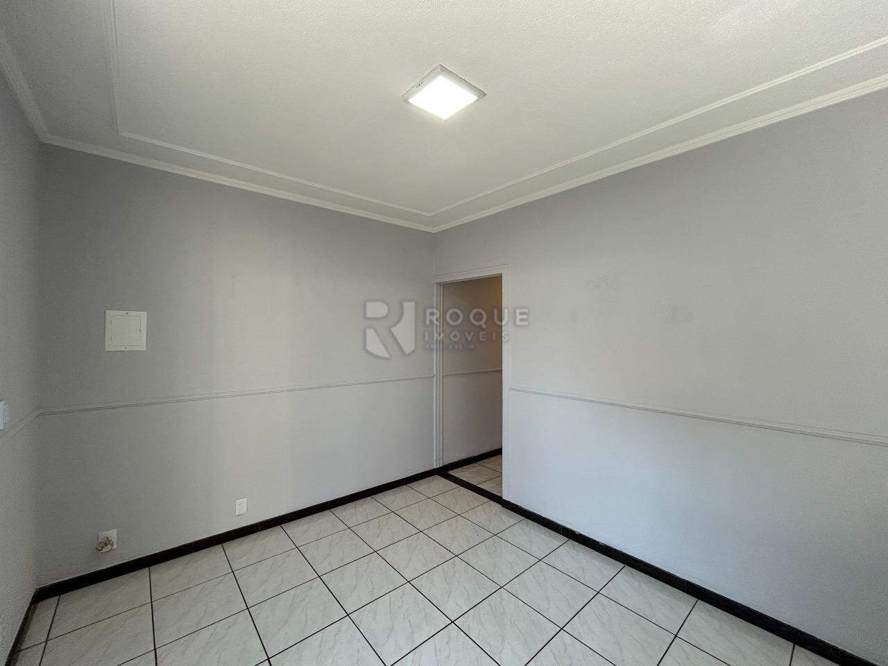 Casa Residencial para aluguel no bairro Jardim Residencial Guimarães: Sala 