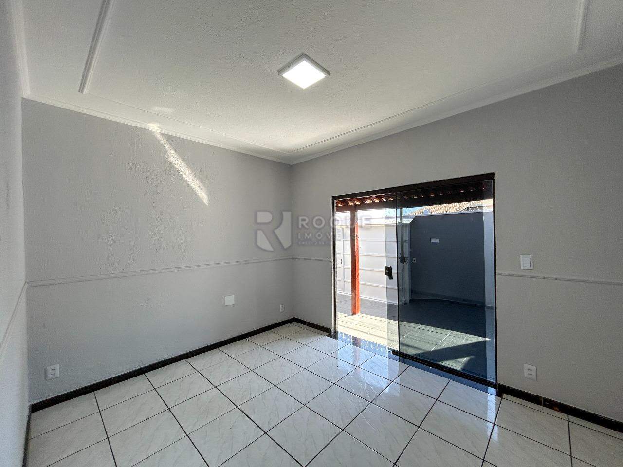 Casa Residencial para aluguel no bairro Jardim Residencial Guimarães: Sala 