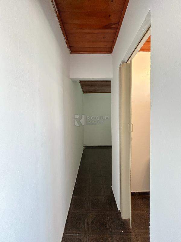 Casa Residencial para aluguel no bairro Parque Residencial Abílio Pedro: Hall 