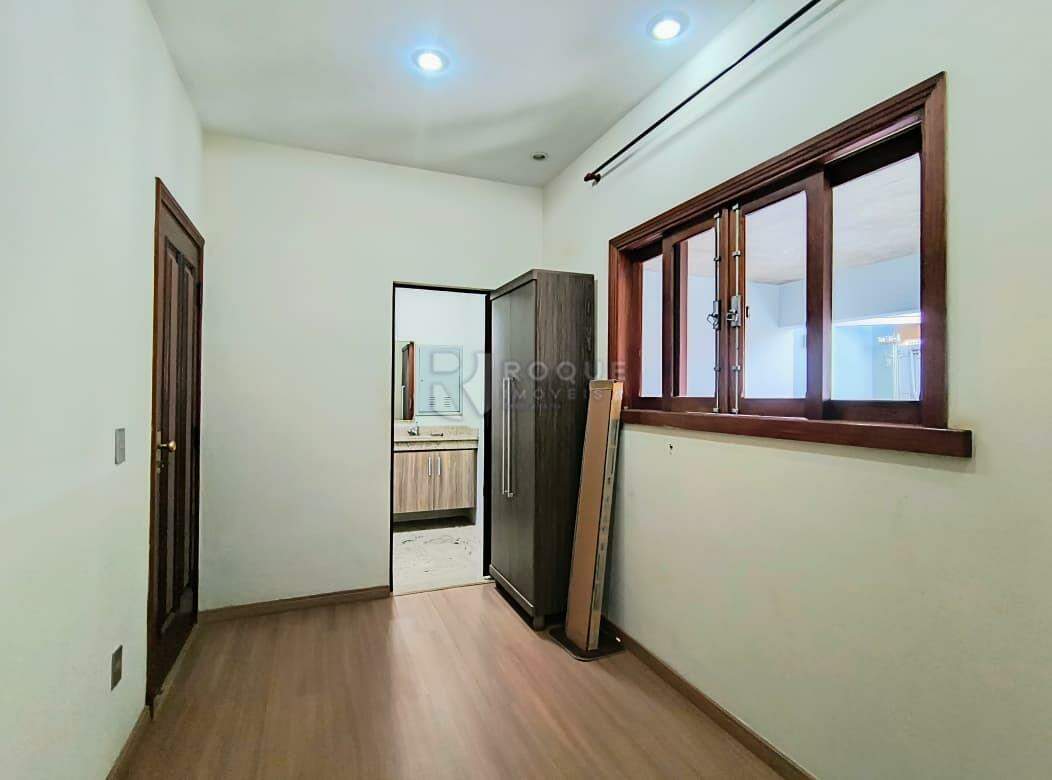Casa Residencial à venda no bairro Jardim Piratininga: Dormitório 03 suíte