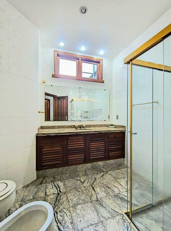 Casa Residencial à venda no bairro Jardim Piratininga: Wc social 