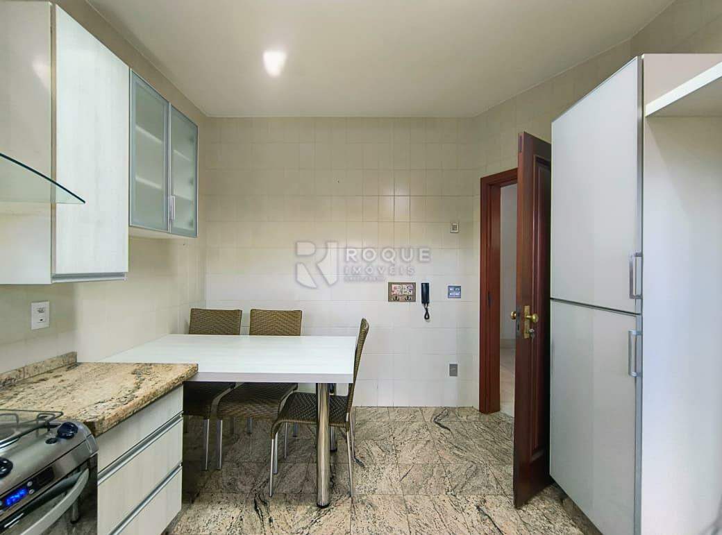 Casa Residencial à venda no bairro Jardim Piratininga: Cozinha 