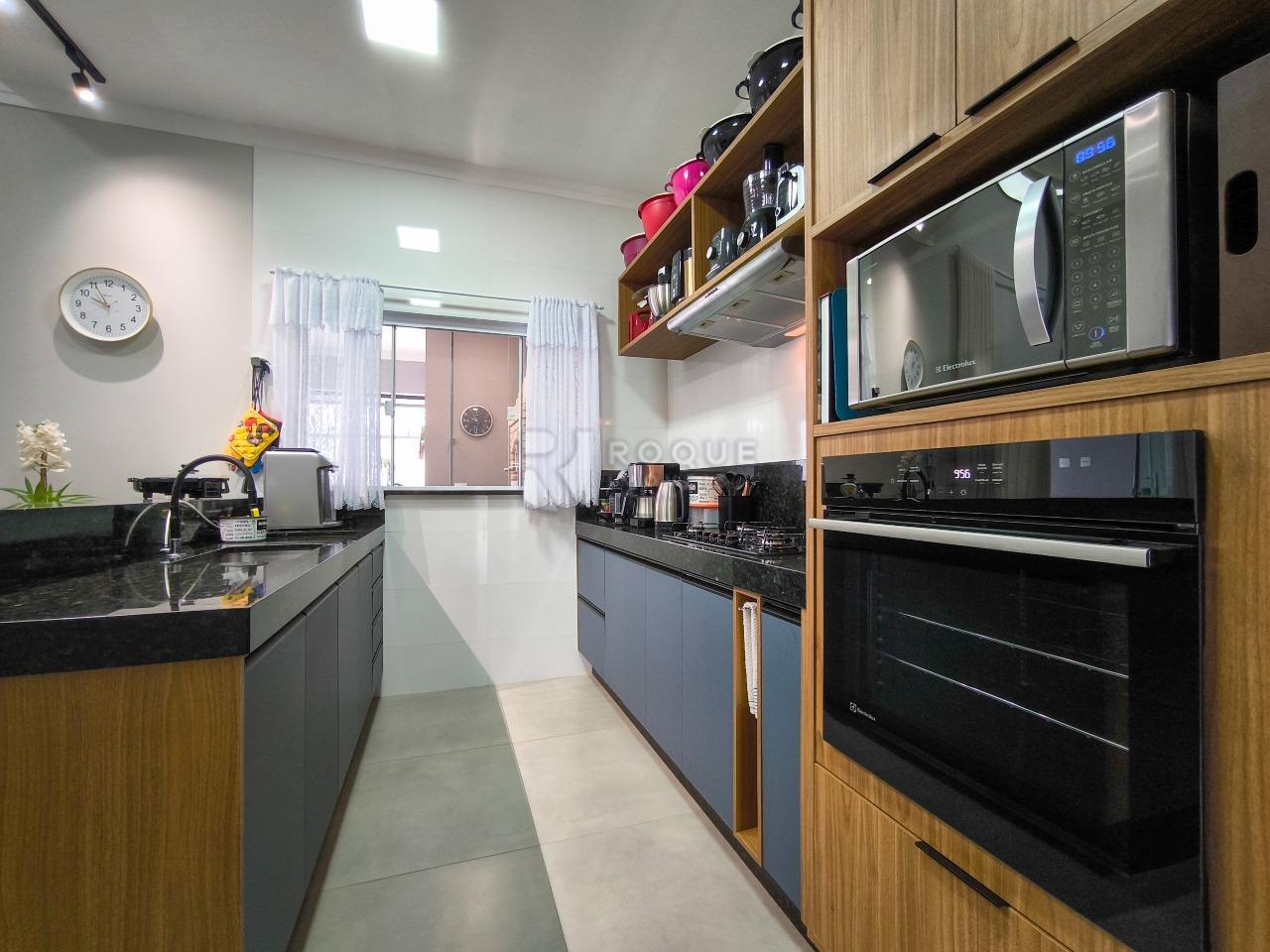Casa Residencial à venda no bairro Jardim Marajoara: COZINHA