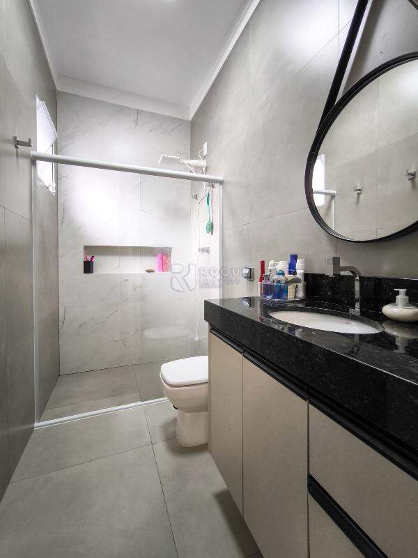 Casa Residencial à venda no bairro Jardim Marajoara: WC SUÍTE