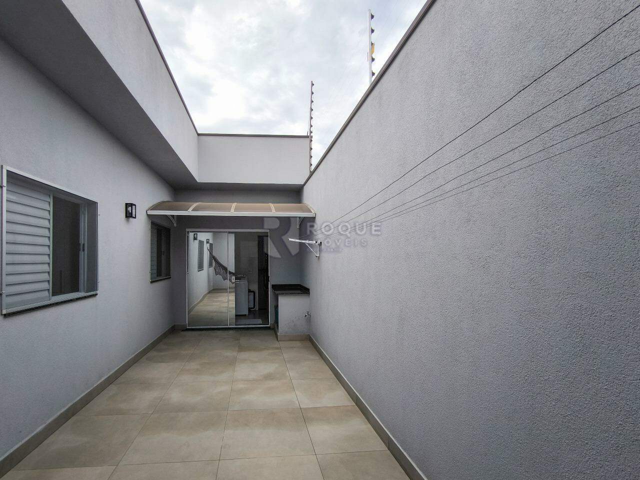 Casa Residencial à venda no bairro Jardim Marajoara: ÁREA DE VARAL