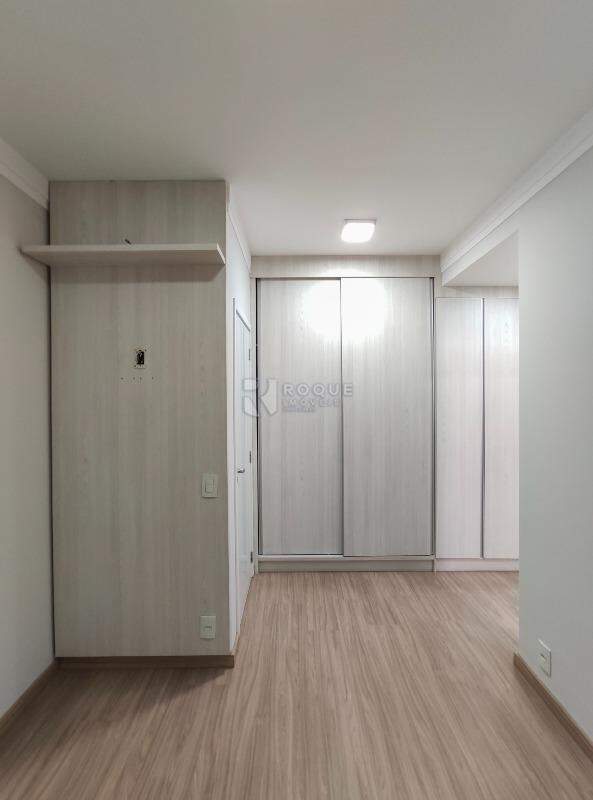 Apartamento à venda no bairro Vila Santa Rosália: