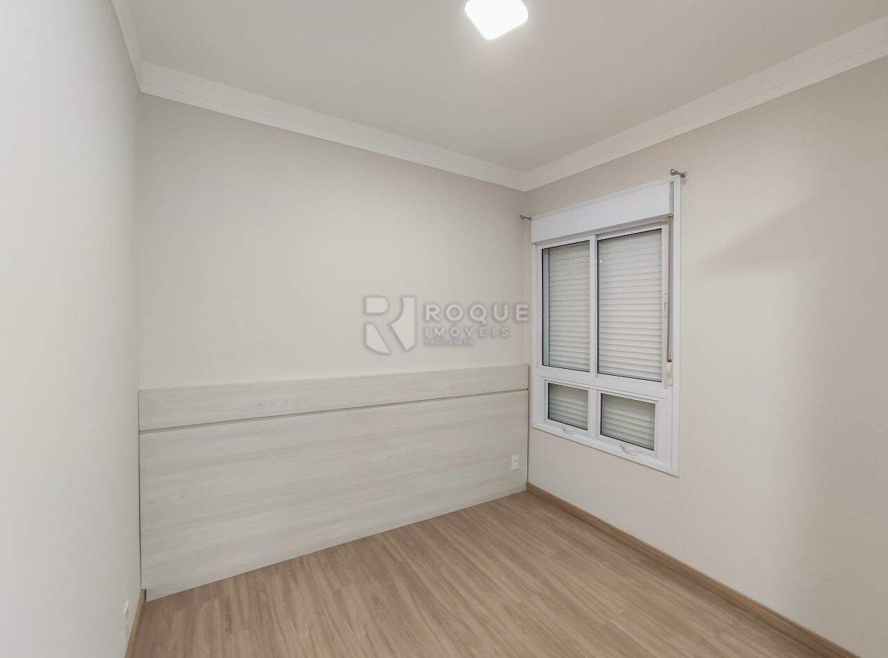 Apartamento à venda no bairro Vila Santa Rosália: