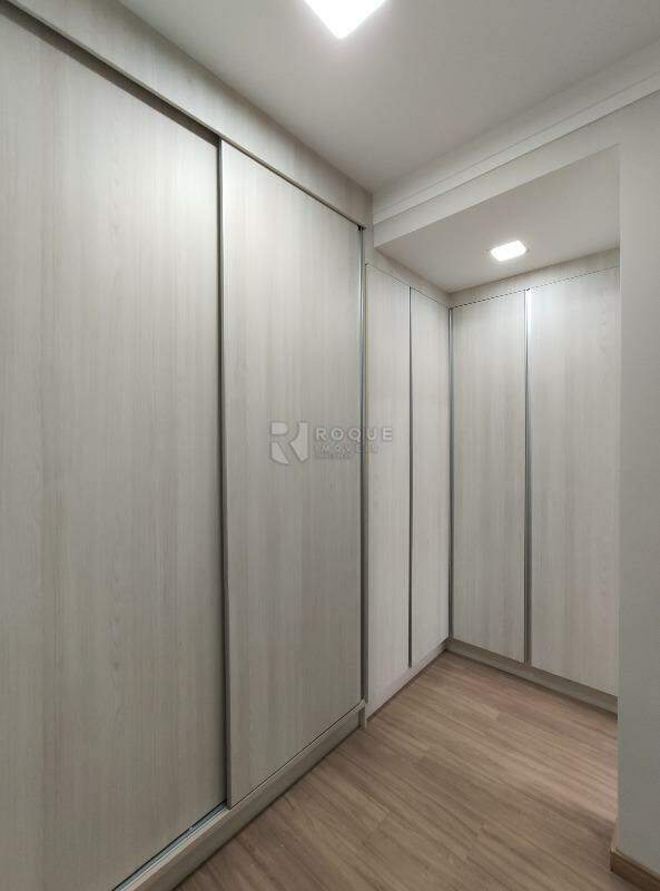 Apartamento à venda no bairro Vila Santa Rosália: