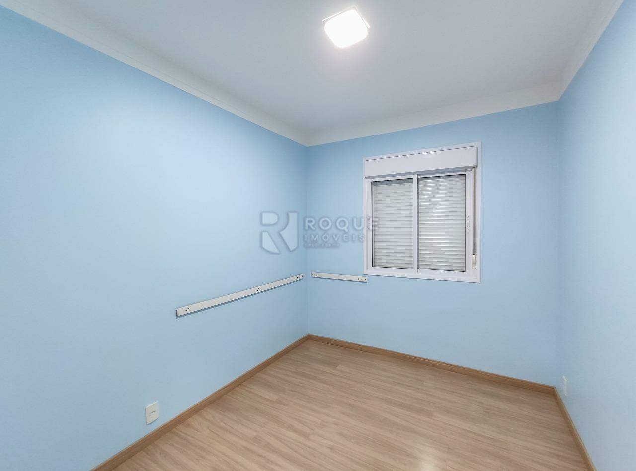 Apartamento à venda no bairro Vila Santa Rosália:
