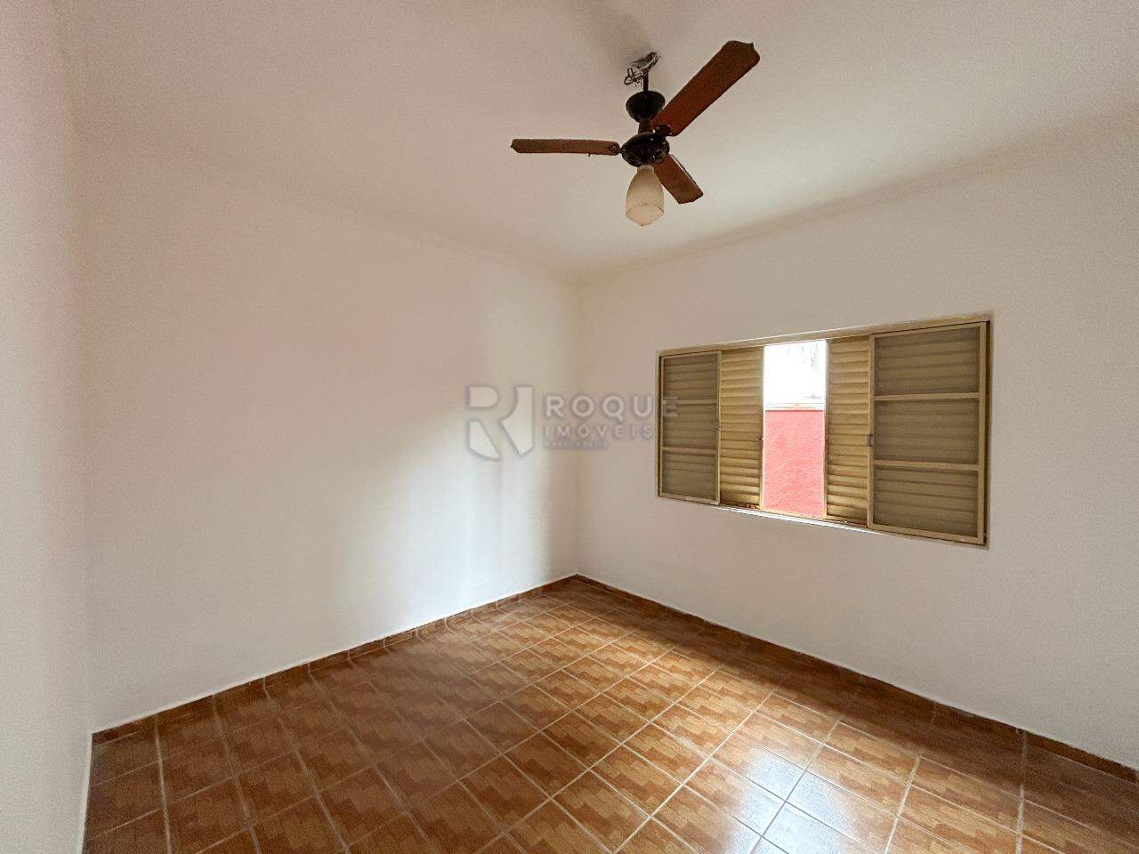 Casa Residencial para aluguel no bairro Jardim Rossi: Dormitório 2