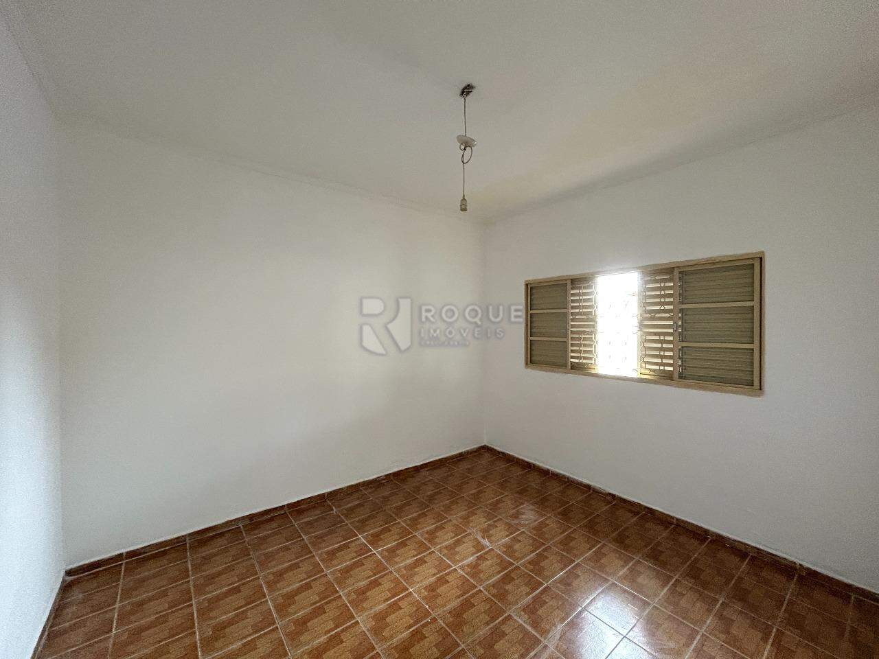 Casa Residencial para aluguel no bairro Jardim Rossi: Dormitório 1