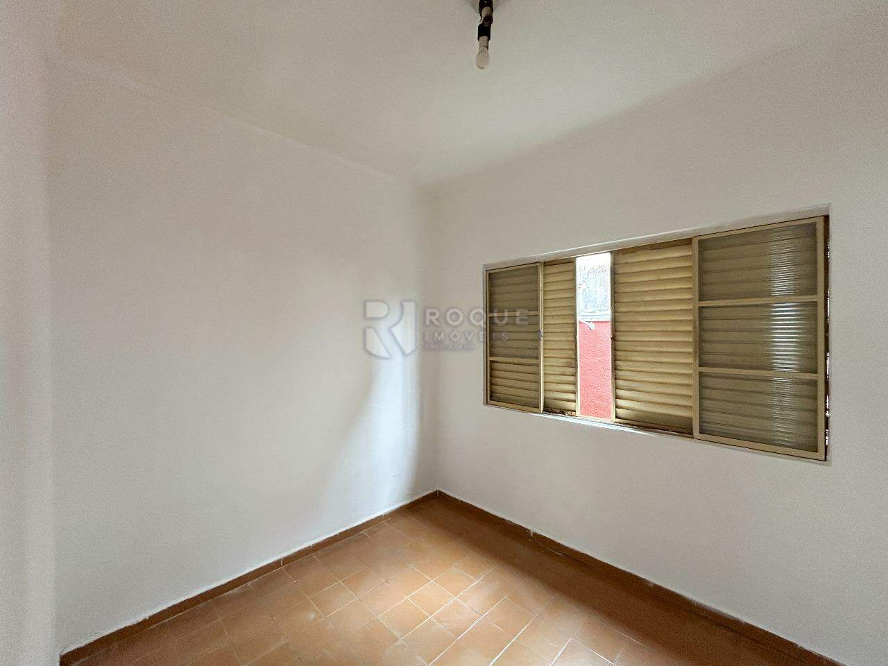 Casa Residencial para aluguel no bairro Jardim Rossi: Dormitório 3