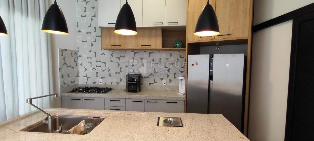 Casa em condomínio à venda no bairro Parque Egisto Ragazzo:
