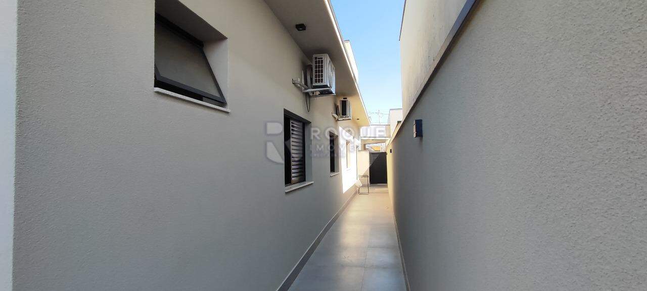 Casa em condomínio à venda no bairro Parque Egisto Ragazzo: