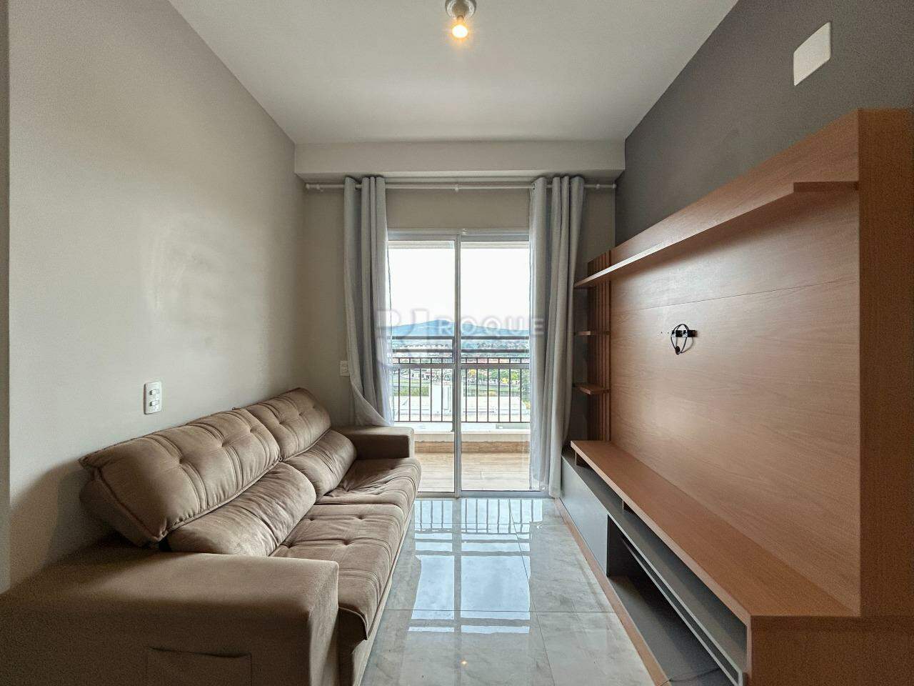 Apartamento para aluguel no bairro Jardim Santa Adélia: Sala 