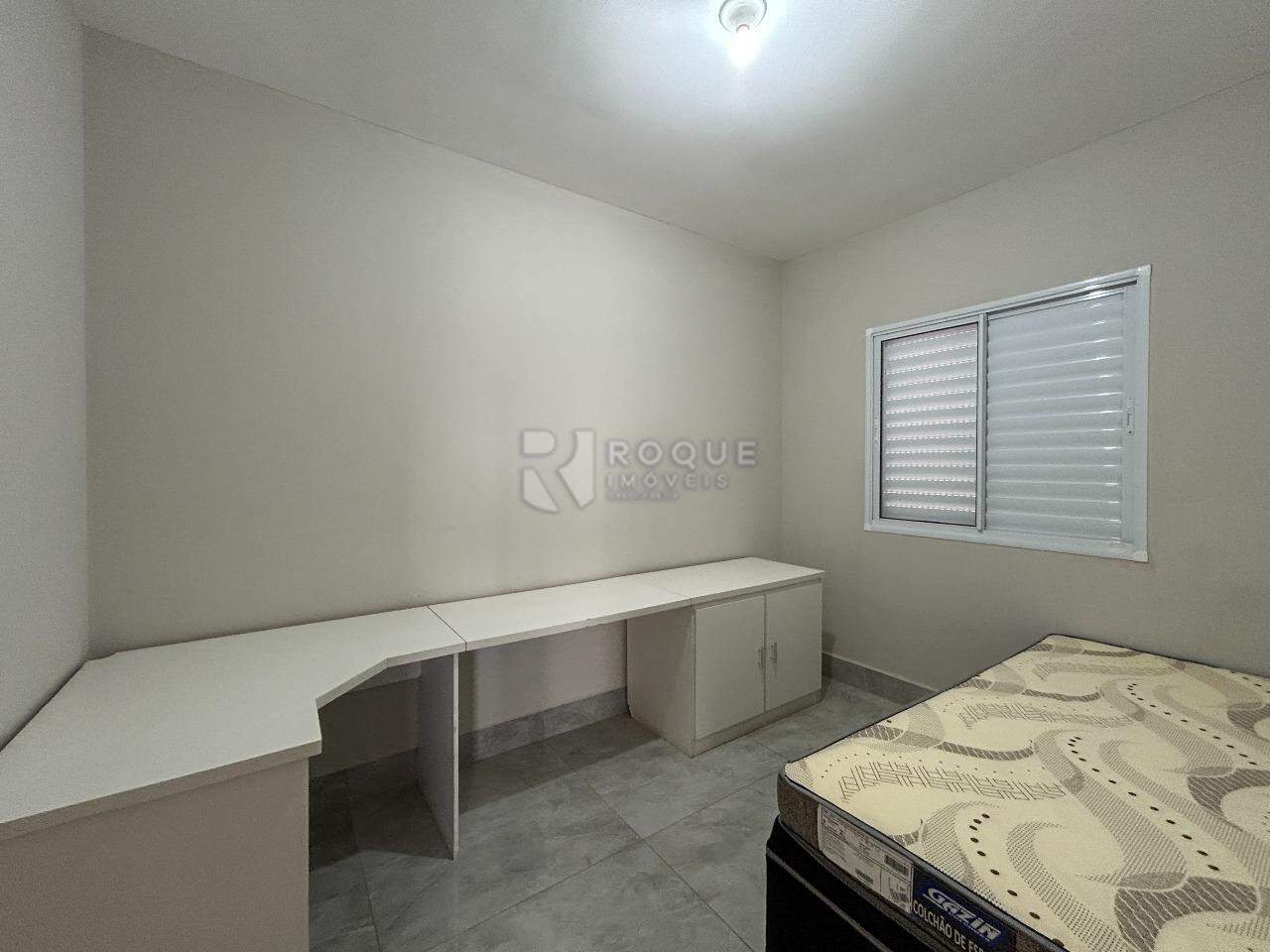 Apartamento para aluguel no bairro Jardim Santa Adélia: Dormitório 2