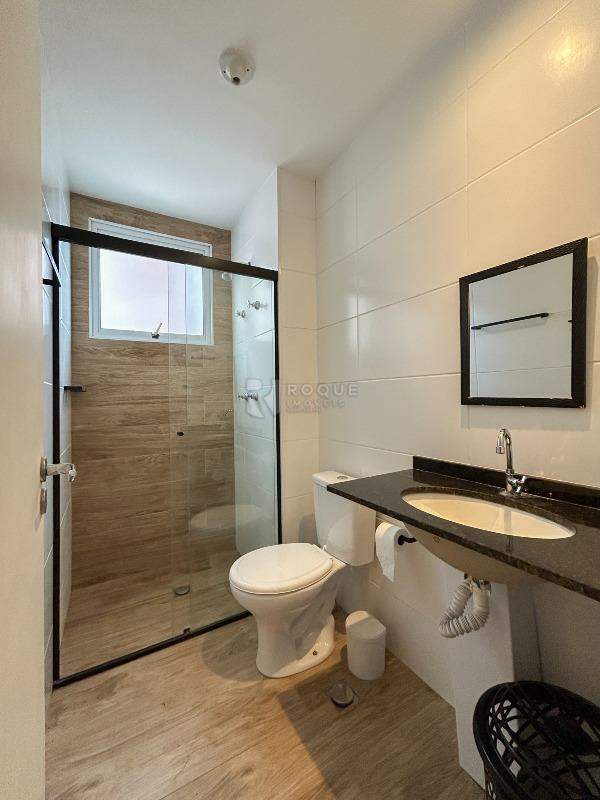 Apartamento para aluguel no bairro Jardim Santa Adélia: WC social