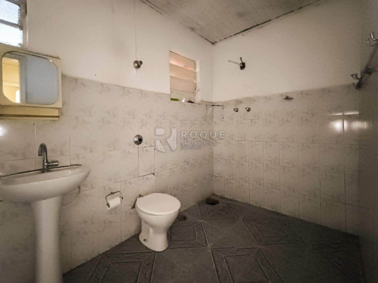 Casa Residencial à venda no bairro Jardim Vista Alegre: BANHEIRO SOCIAL