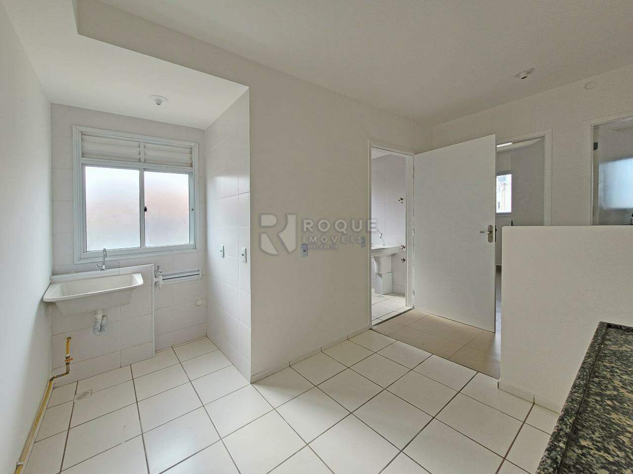 Apartamento à venda no bairro Parque Residencial Anavec: Cozinha