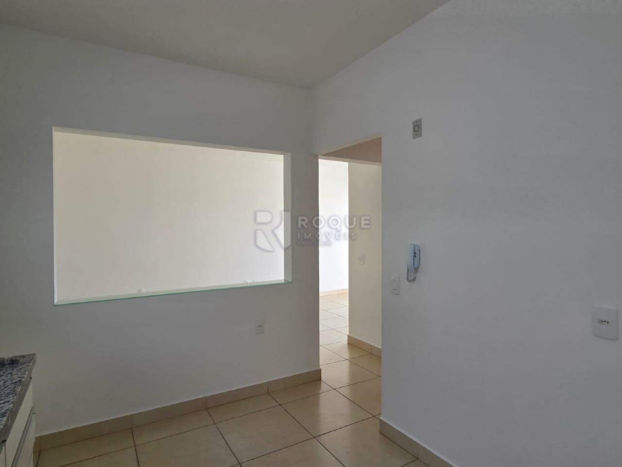 Apartamento à venda no bairro Jardim Ouro Verde: Cozinha