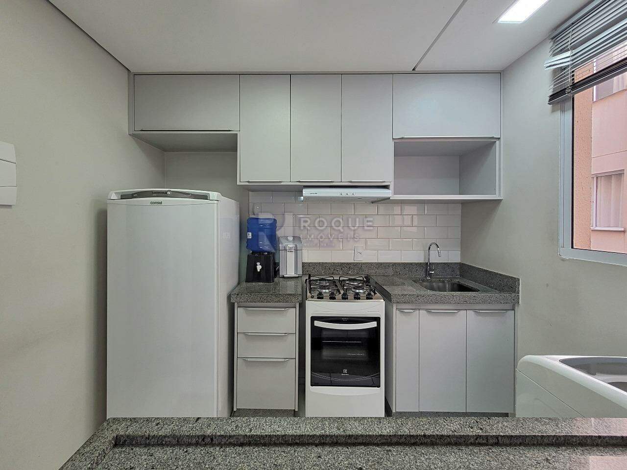 Apartamento à venda no bairro Jardim Colina Verde: Cozinha