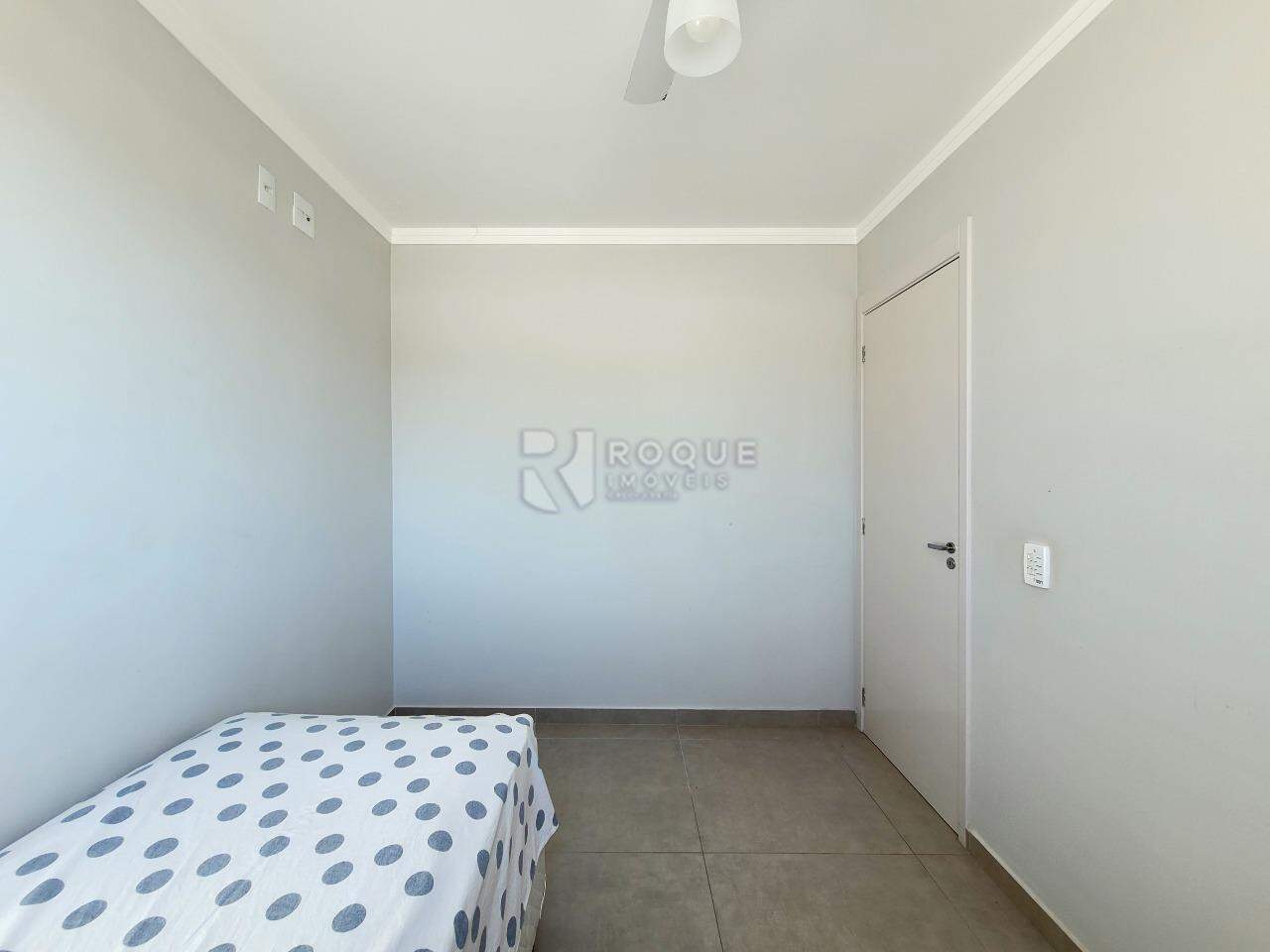 Apartamento à venda no bairro Jardim Colina Verde: Dormitório 1